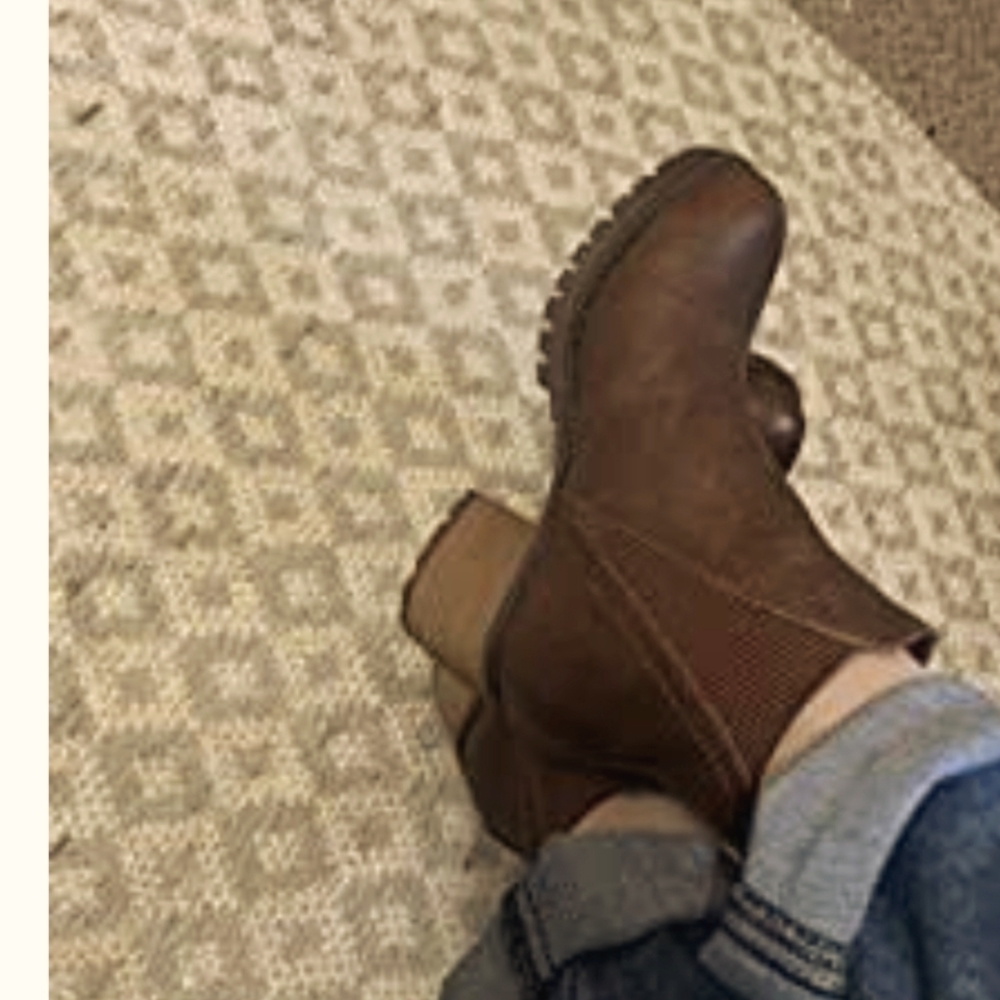 Beautiful  booties leather - Picture 13 of 15